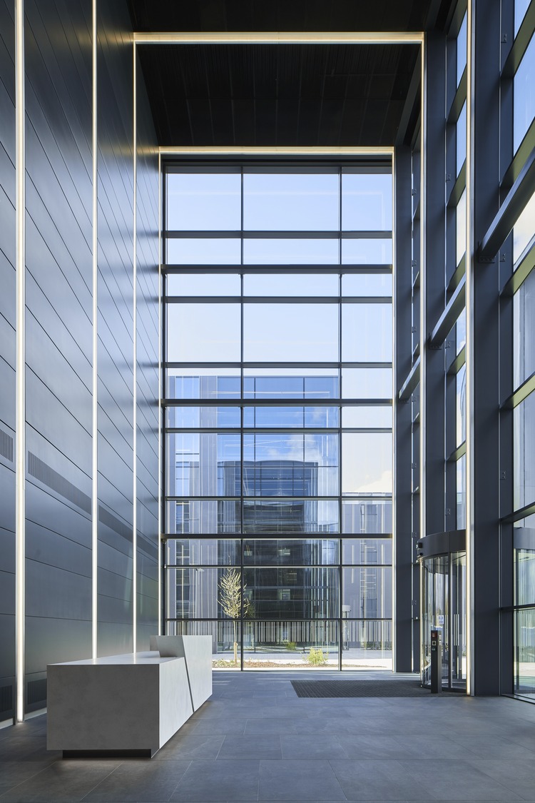 Unit 1-21, Cambridge Science Park